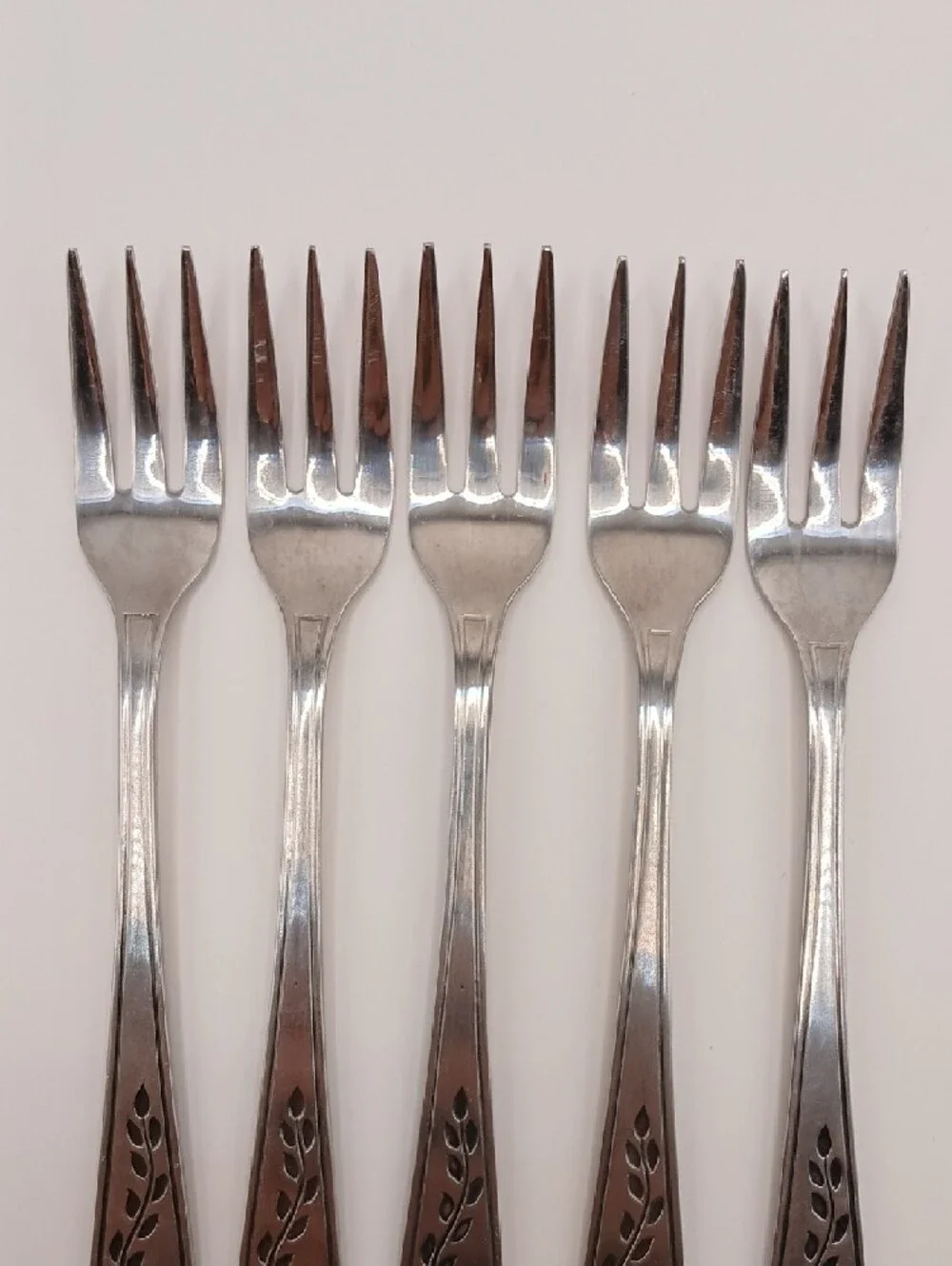 Rogers Floral Mist Stainless Cocktail/Seafood Forks (Set of 5)